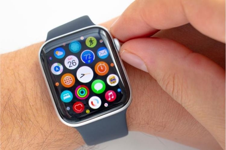 Can’t Install Apps on Apple Watch? 10 Ways to Fix the Issue